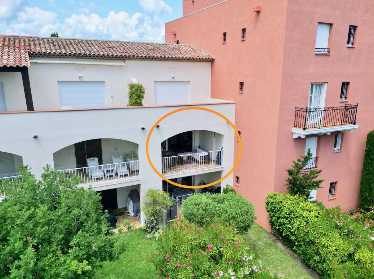 Studio Apartment - Domaine Du Golf Resort Roquebrune-sur-Argens Eksteriør billede
